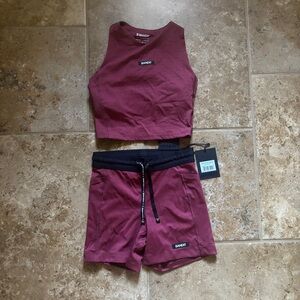 Bandit Running Gridlock Compression Crop and Shorts Cherry XS